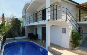 Gorgeous Apartment In Rovanjska